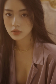 春色无边女儿国